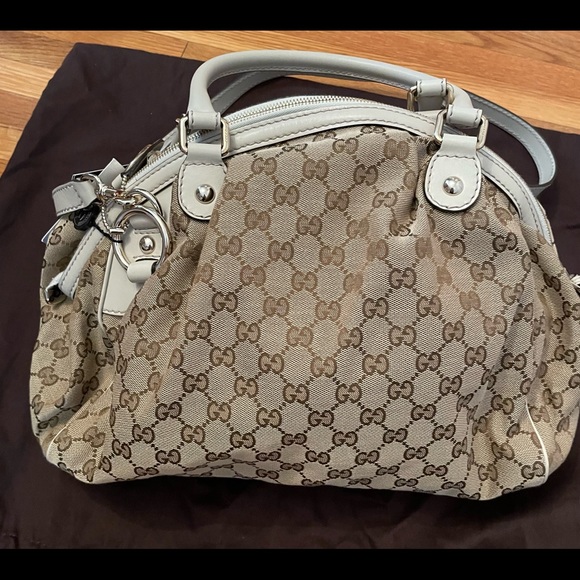 Gucci Handbags - Gucci GG Medium Sukey Boston Bag
